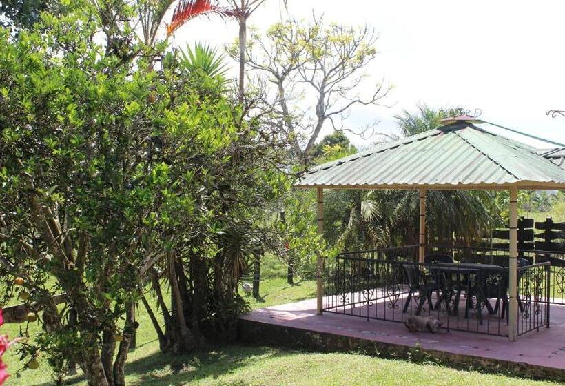 Hotel Rancho Ventura