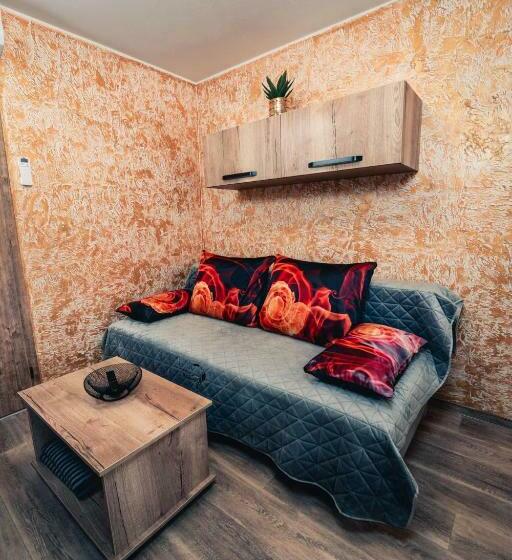 ペンション Penzion V Hádance