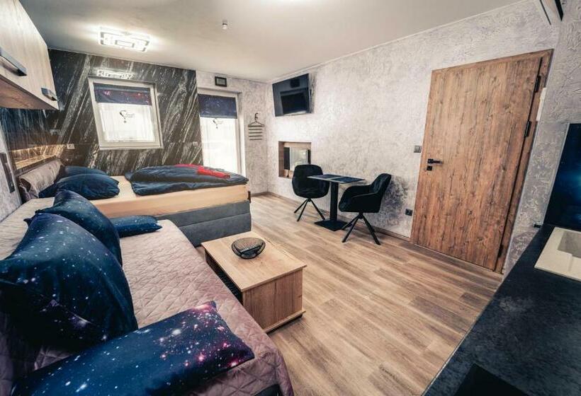 ペンション Penzion V Hádance