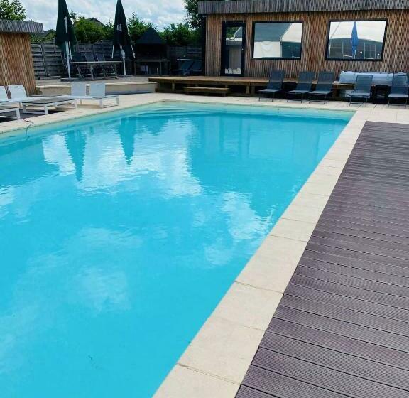 Пансион Quinze Suites Et Wellness De Luxe