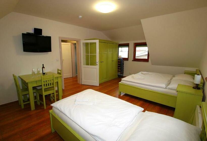 بنسيون Zelený Sklep