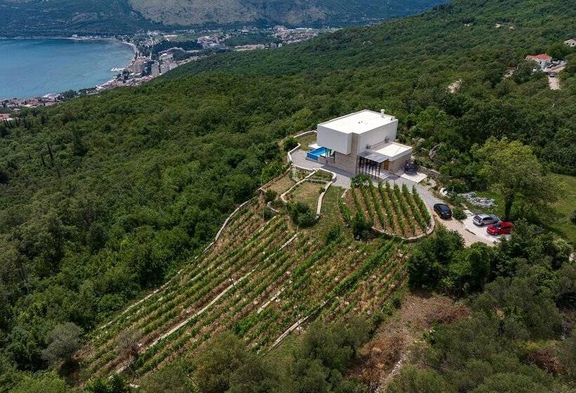 Pool Villa Luxoria Trebesin Happy Rentals