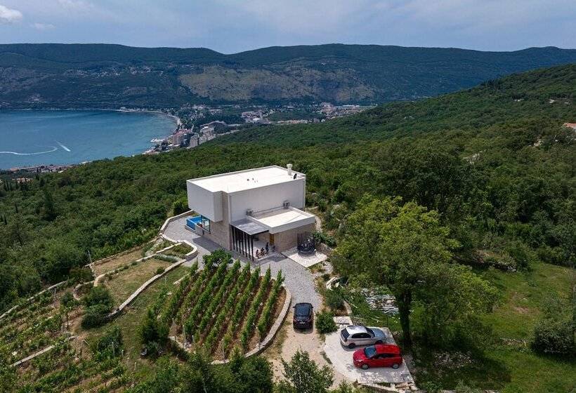 Pool Villa Luxoria Trebesin Happy Rentals