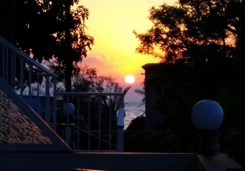 Astrofegia Apartments