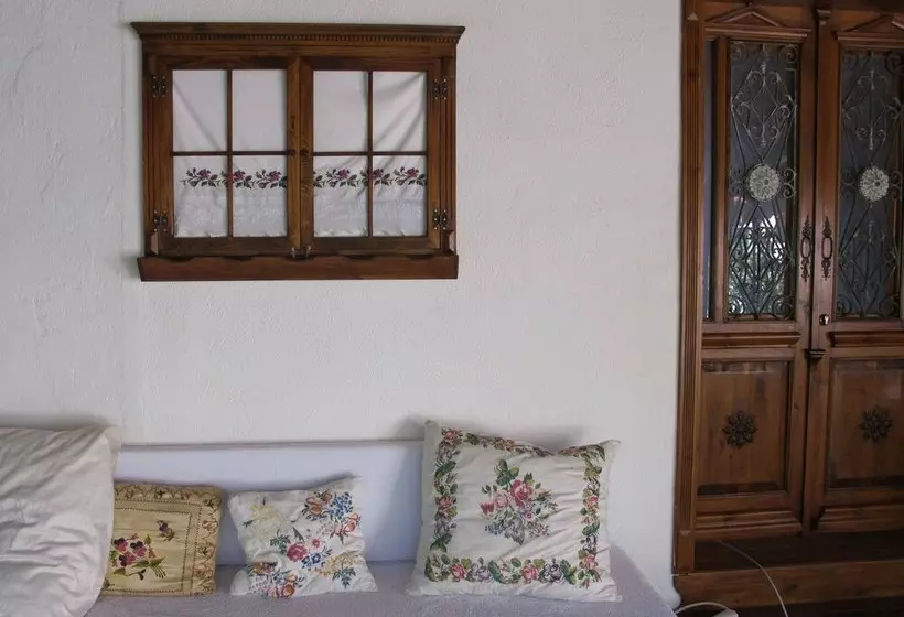 Hotel Gunebakan Taliani