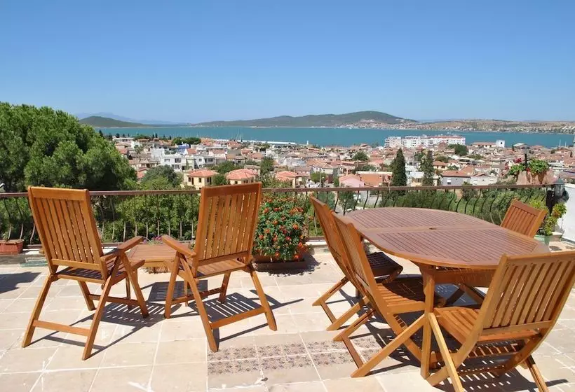 Hotel Gunebakan Taliani