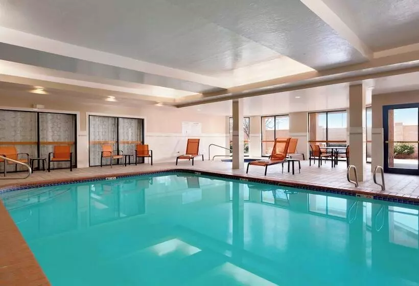 ホテル Courtyard Salt Lake City Layton