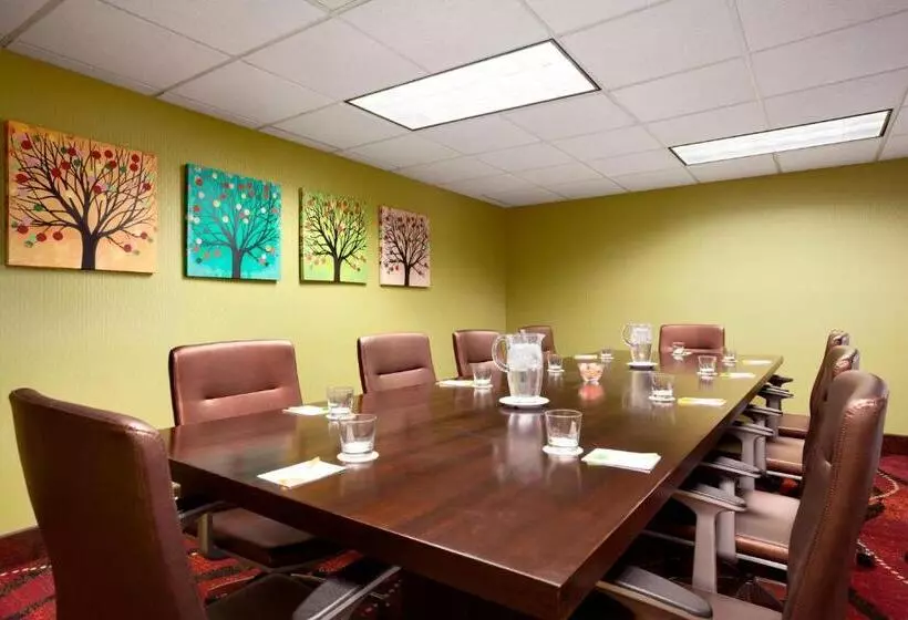 ホテル Courtyard Salt Lake City Layton