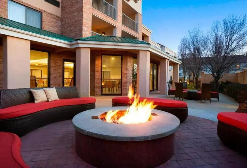 ホテル Courtyard Salt Lake City Layton