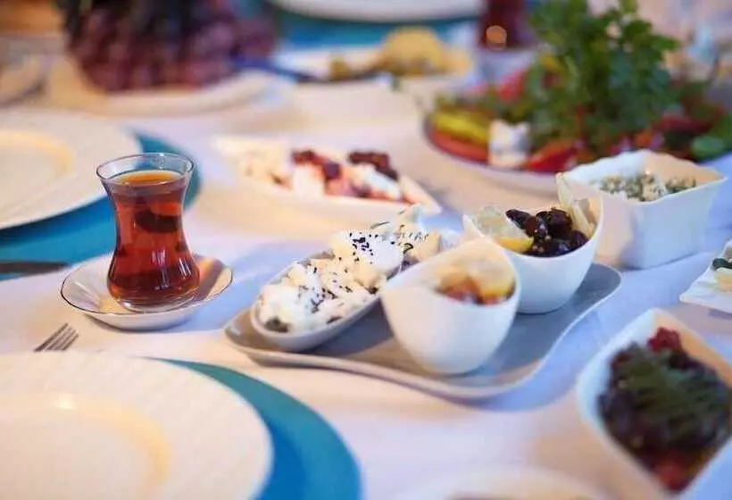 ホテル Gunebakan Taliani