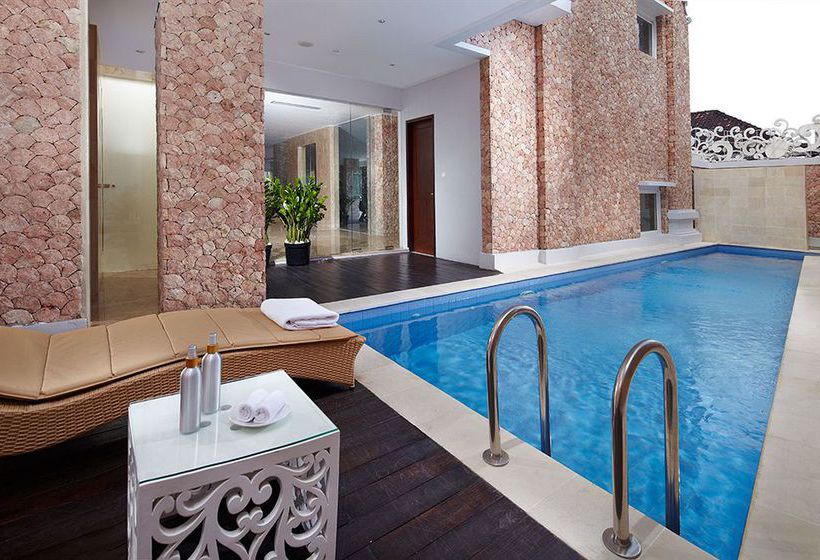 בית מלון כפרי Kuta Angel