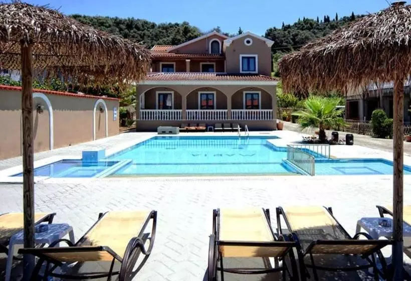 Maria S Beach Apartments