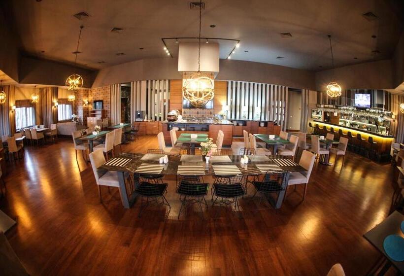 בית מלון כפרי Yayoba