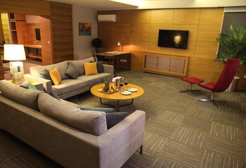 בית מלון כפרי Yayoba