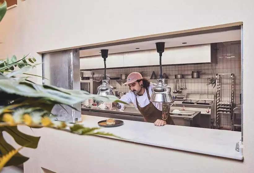 هتل The Social Hub Madrid 4 Star