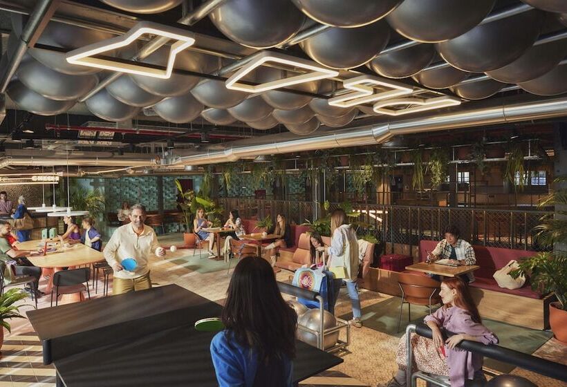 هتل The Social Hub Madrid 4 Star
