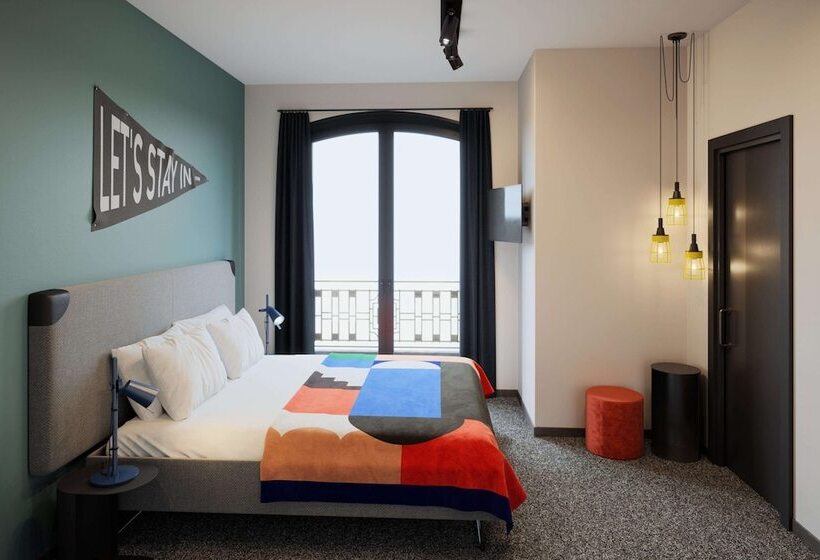 هتل The Social Hub Madrid 4 Star