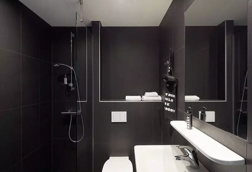 هتل The Social Hub Madrid 4* Star