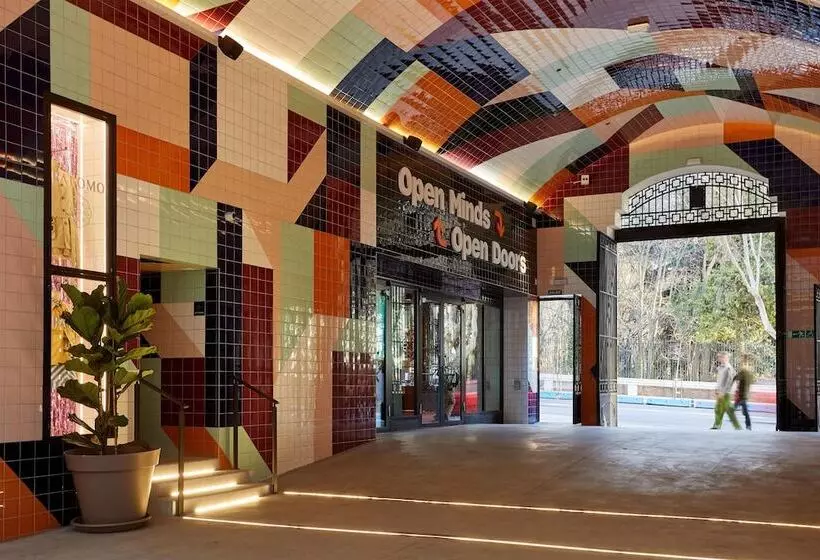 هتل The Social Hub Madrid 4* Star