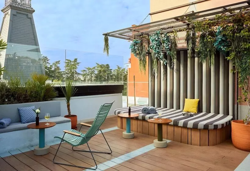 هتل The Social Hub Madrid 4* Star