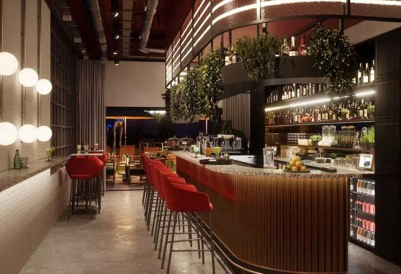 هتل The Social Hub Madrid 4* Star