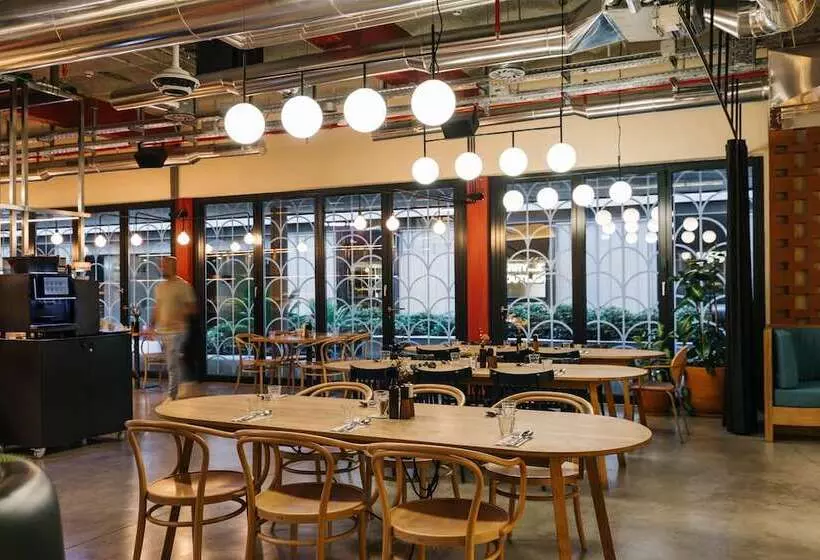 هتل The Social Hub Madrid 4* Star