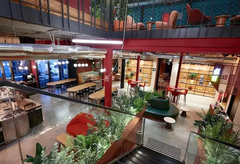 هتل The Social Hub Madrid 4* Star