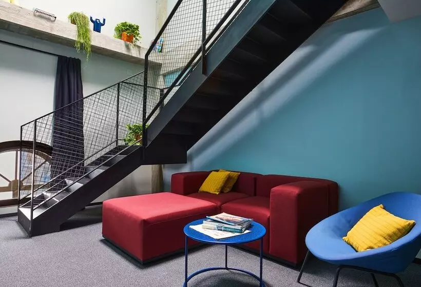 هتل The Social Hub Madrid 4* Star