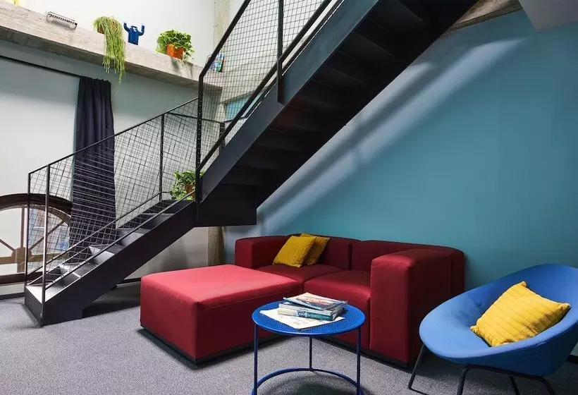 هتل The Social Hub Madrid 4* Star