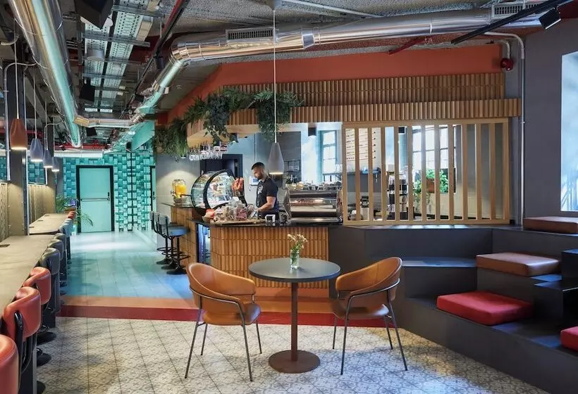 هتل The Social Hub Madrid 4* Star