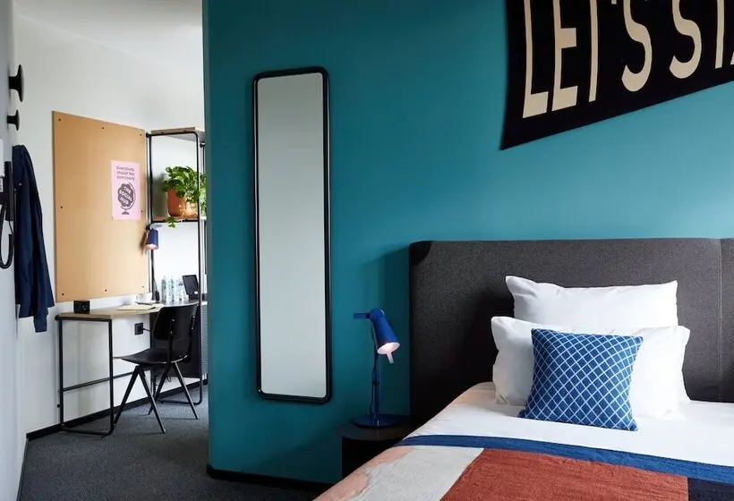 هتل The Social Hub Madrid 4* Star