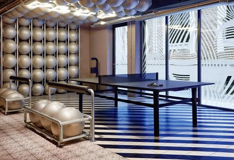 هتل The Social Hub Madrid 4* Star