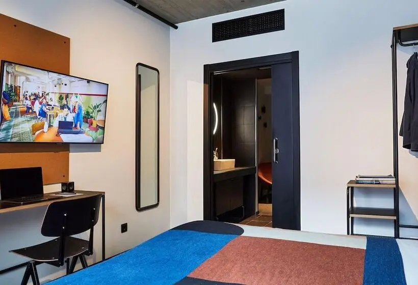 هتل The Social Hub Madrid 4* Star
