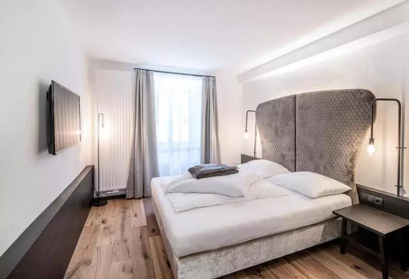 Hotelli Zur Traube