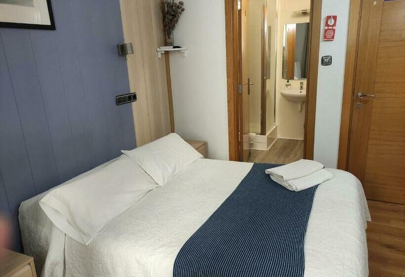 פנסיון Alojadonosti City Center