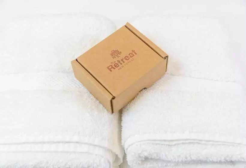 Majatalo The Retreat New Forest, Hinton