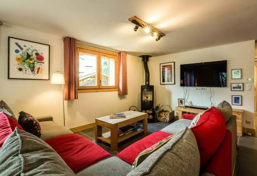 Delys   Renovated   Beside Park   Climbing Wall   Hikes   Mont Blanc Views