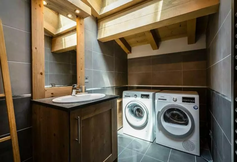 Delys   Renovated   Beside Park   Climbing Wall   Hikes   Mont Blanc Views