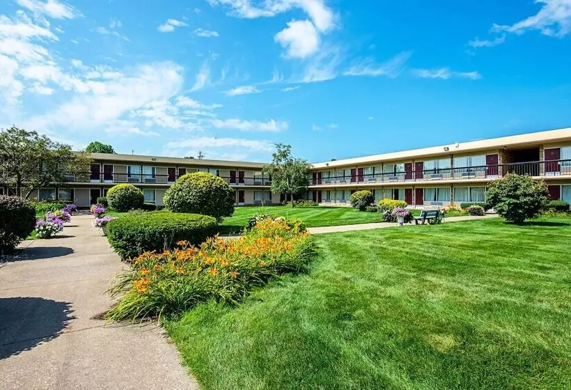 モーテル Hometowne Studios By Red Roof Battle Creek