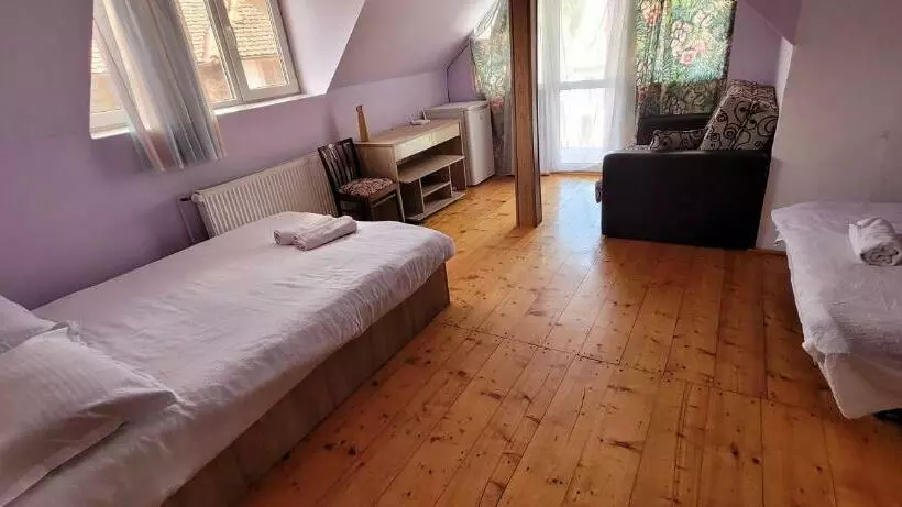 ペンション Casa Rosa