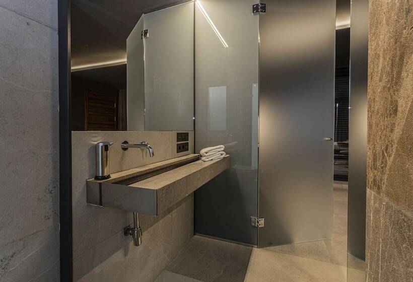 Apartaestudios Evolution Luxury