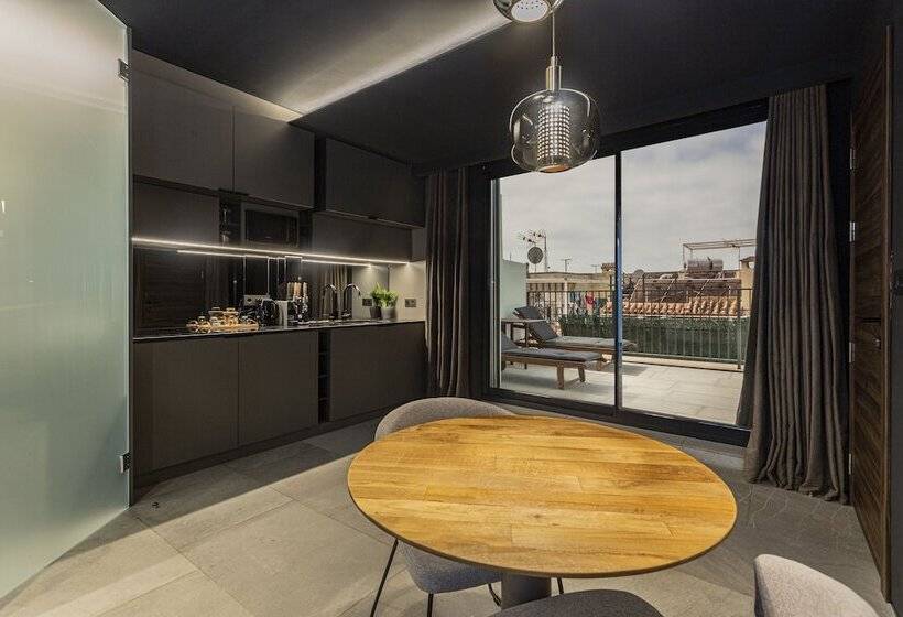 Apartaestudios Evolution Luxury