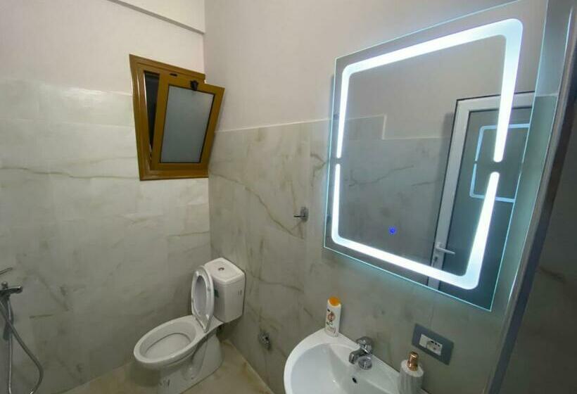 پانسیون Serene Stay