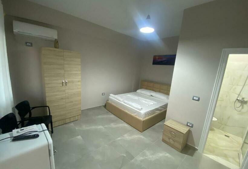 پانسیون Serene Stay