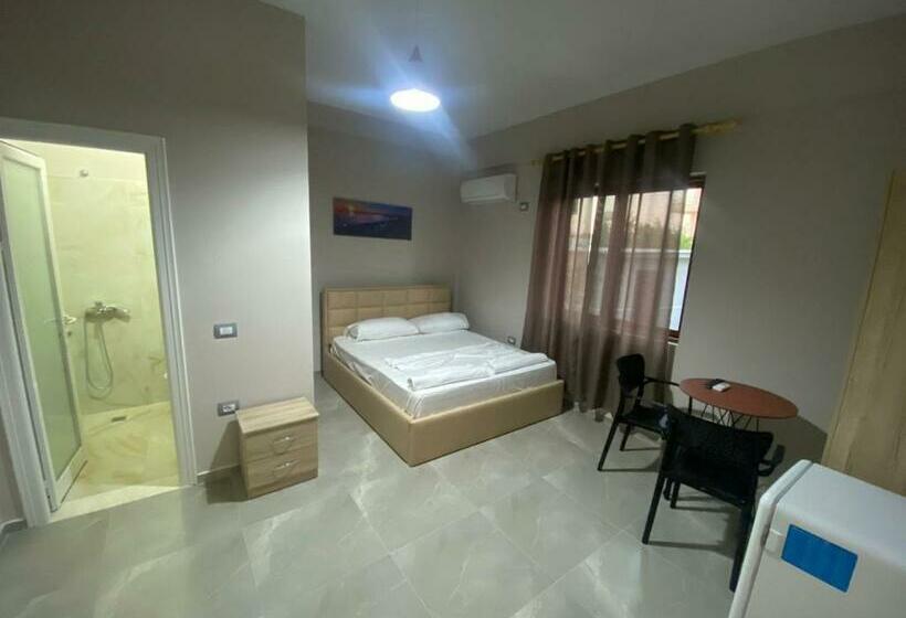 پانسیون Serene Stay