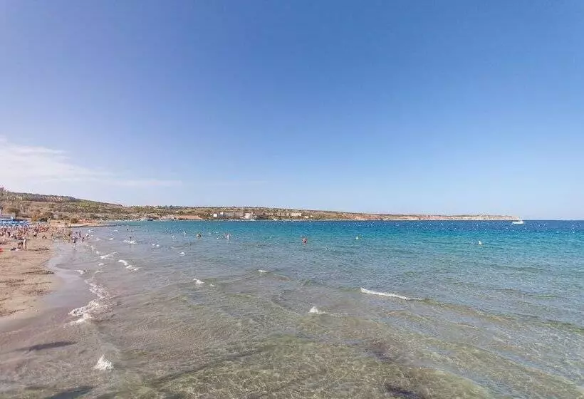 Pool & Sea Merill Apartments Mellieha   Happy Rentals
