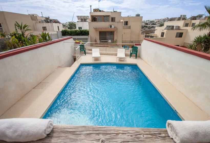 Pool & Sea Merill Apartments Mellieha Happy Rentals