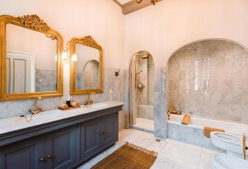 住宿加早餐  Fortuna Spinoza