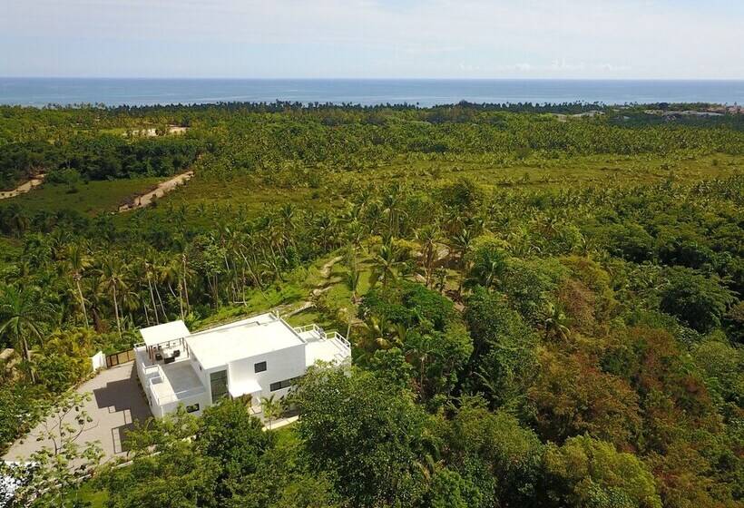 Magnificent New Modern Villa With Sea View 5 Bedrooms