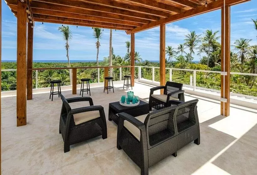 Magnificent New Modern Villa With Sea View 5 Bedrooms